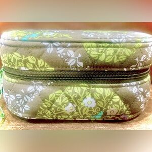 Retired Vera Bradley sitting in a tree hard shell zipper case with jewelry NWT
